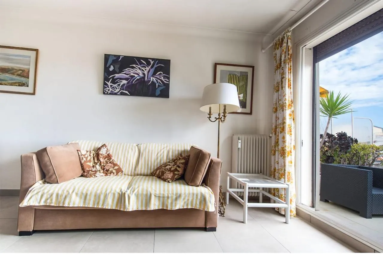 Appartement Fleurs De Nice Furnished Flat