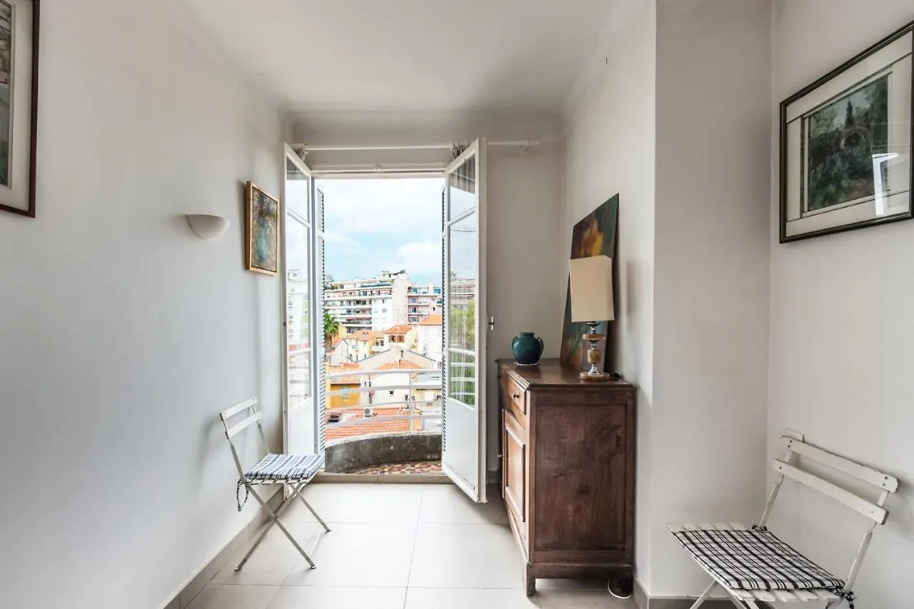 Appartement Fleurs De Nice Furnished Flat 0*,  France